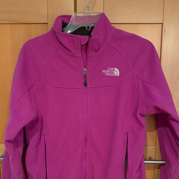 The North Face Zip Up Fleece - Picture 3 of 8